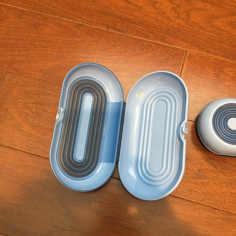 Tupperware, flexible containers set 3 flexible blue round great for snacks toys